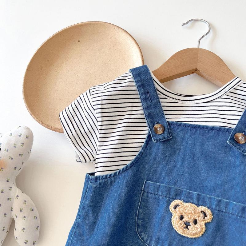 Conjunto com Suspensório Jeans Infantil